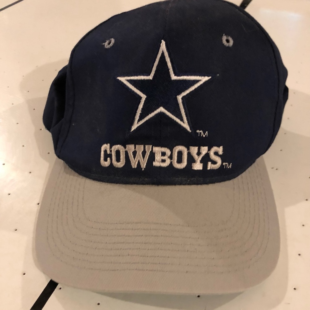 🥳 Cowboys Cap - Picture 1 of 2